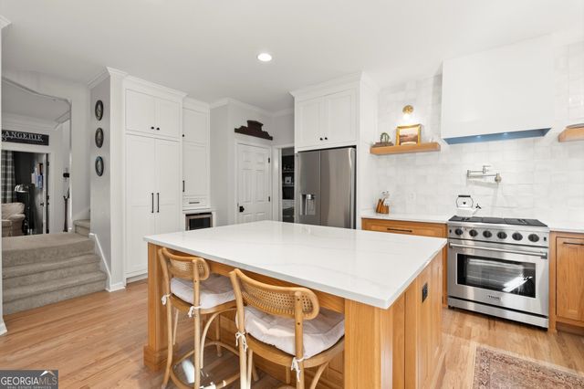 370 Woodcreek Lane, Fayetteville, GA 30215