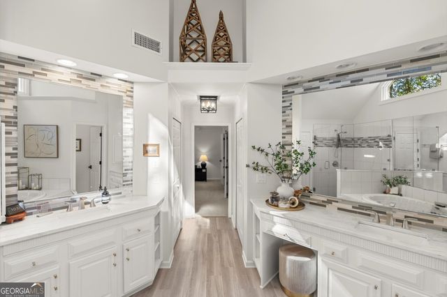 370 Woodcreek Lane, Fayetteville, GA 30215