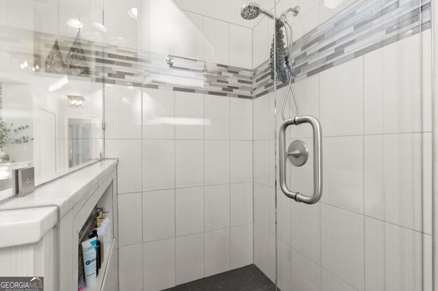 370 Woodcreek Lane, Fayetteville, GA 30215