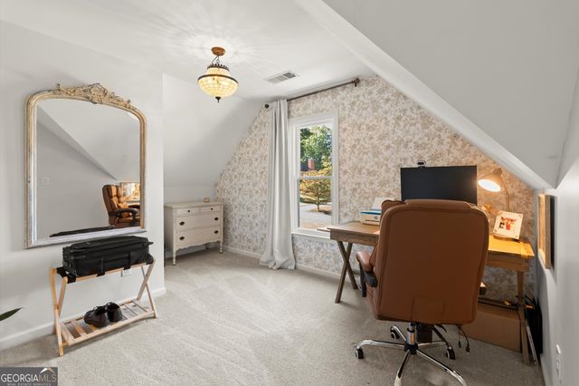 370 Woodcreek Lane, Fayetteville, GA 30215