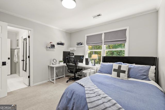 370 Woodcreek Lane, Fayetteville, GA 30215