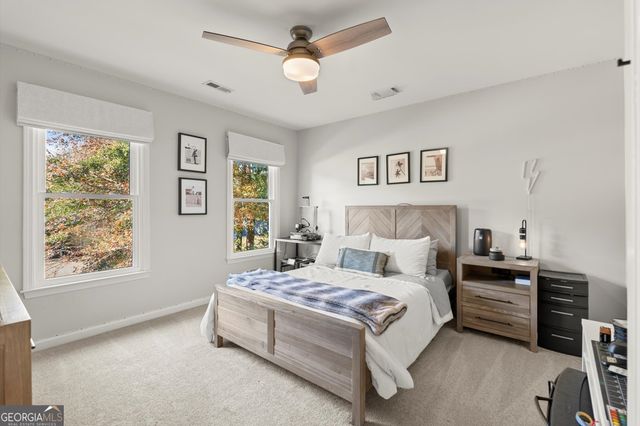 370 Woodcreek Lane, Fayetteville, GA 30215