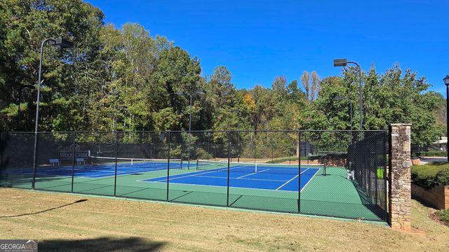 370 Woodcreek Lane, Fayetteville, GA 30215