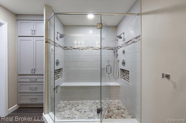 3059 Bridgefield Drive, Ann Arbor, MI 48108