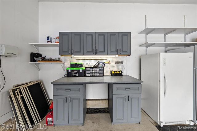 3059 Bridgefield Drive, Ann Arbor, MI 48108