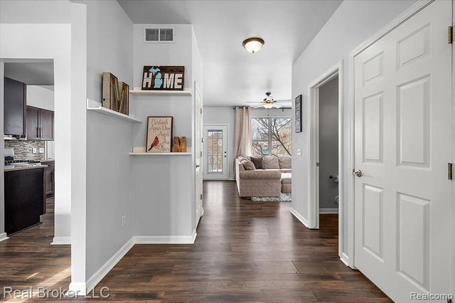 3059 Bridgefield Drive, Ann Arbor, MI 48108