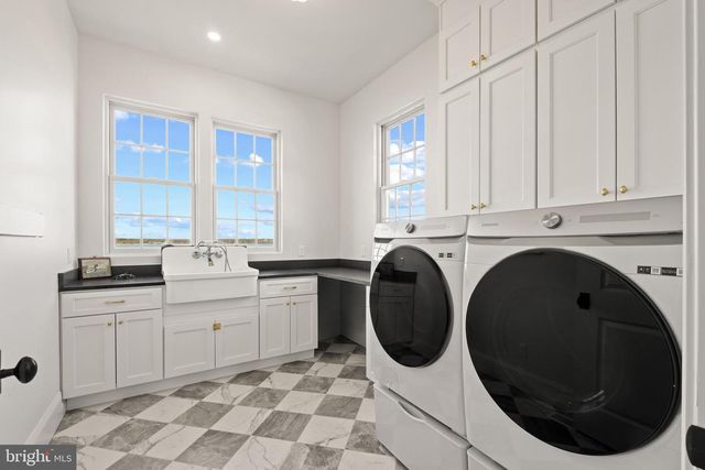 1301 BROADVIEW DR, Cambridge, MD 21613