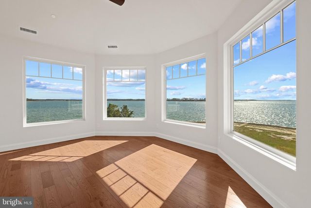 1301 BROADVIEW DR, Cambridge, MD 21613