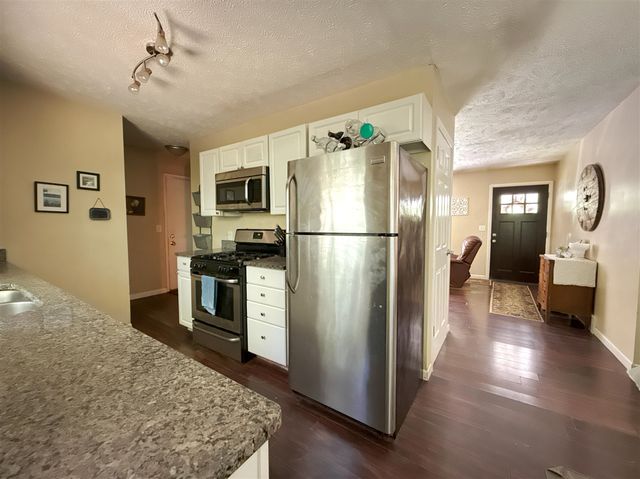 16613 Hemlock Drive, Spring Lake, MI 49456