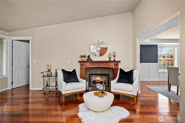 2301 Overview Drive NE, Tacoma, WA 98422