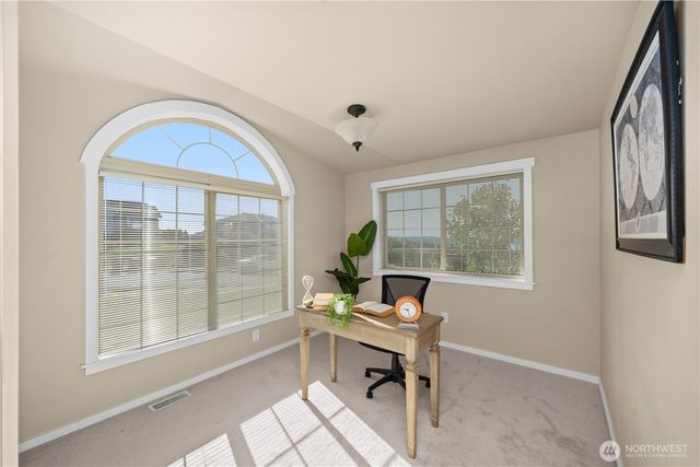 2301 Overview Drive NE, Tacoma, WA 98422