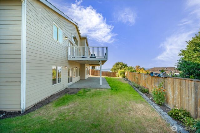 2301 Overview Drive NE, Tacoma, WA 98422