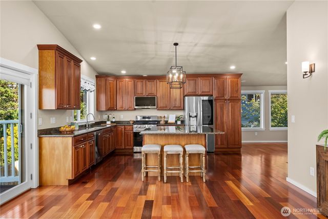 2301 Overview Drive NE, Tacoma, WA 98422