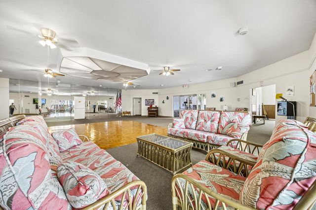 200 Village Green Circle E 202, Palm Springs, FL 33461