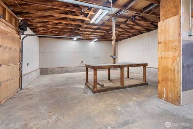 7825 Mullen Road SE, Lacey, WA 98503