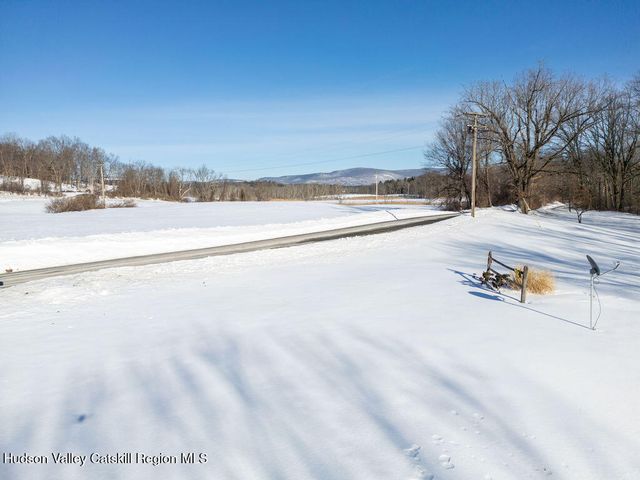 157 Simons Road, Ancram, NY 12502