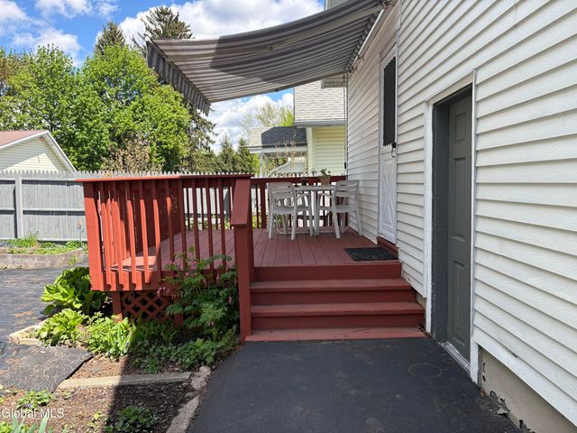 11 Rankin Avenue, Troy, NY 12180
