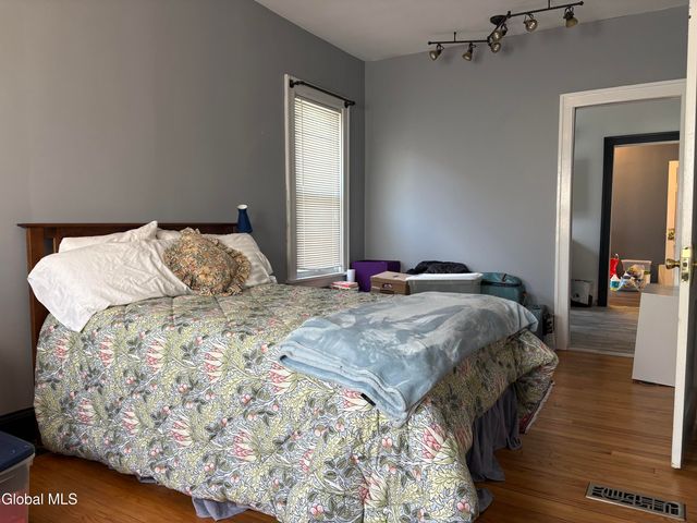 11 Rankin Avenue, Troy, NY 12180