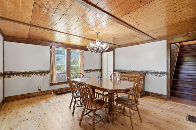 579 38th Street, Allegan, MI 49010