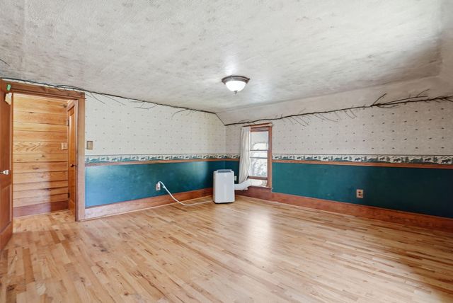 579 38th Street, Allegan, MI 49010