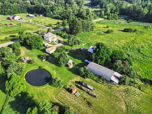 579 38th Street, Allegan, MI 49010