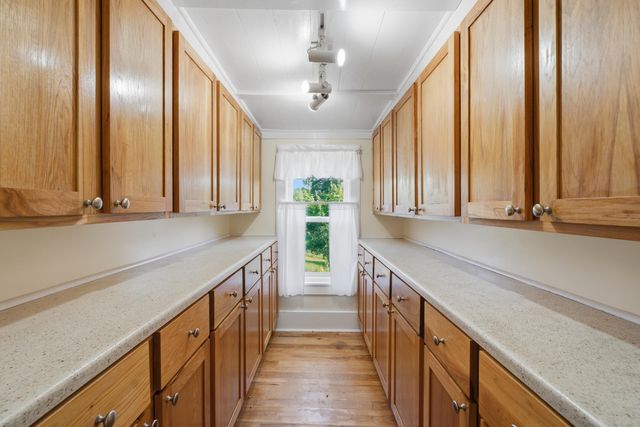 579 38th Street, Allegan, MI 49010