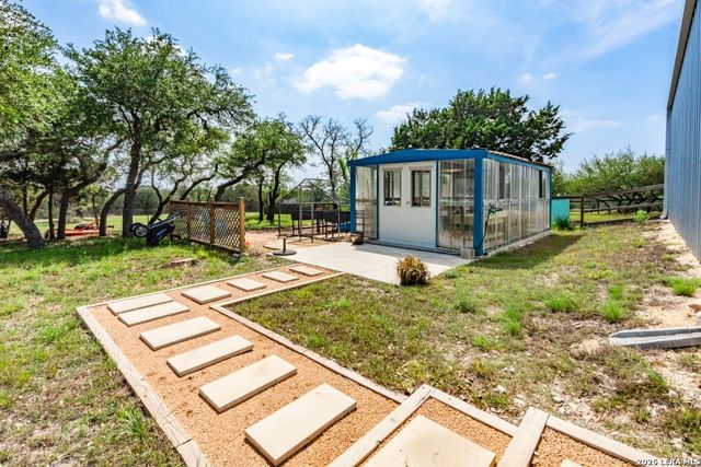 250 Johnson Road, Center Point, TX 78010