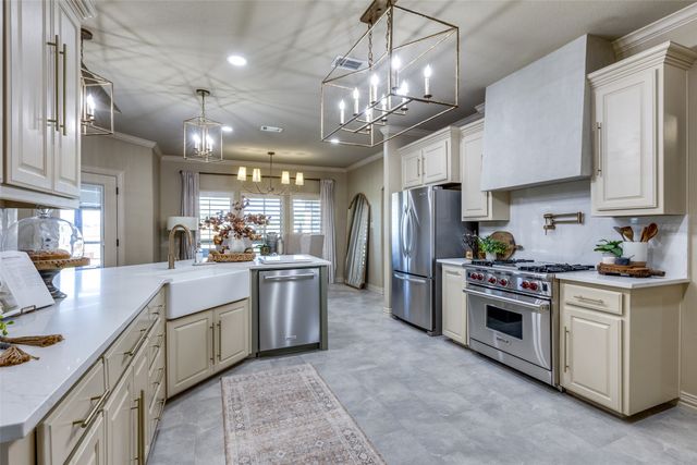 1150 Lone Star Road, Bowie, TX 76230