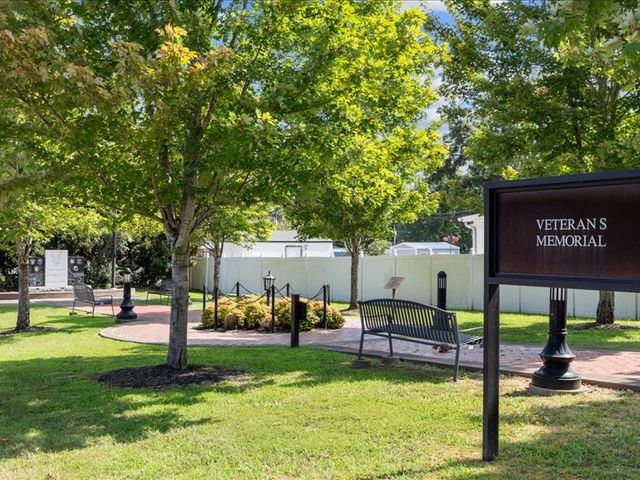 116 Stewart Ln, Waverly, TN 37185