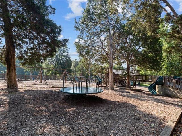 116 Stewart Ln, Waverly, TN 37185