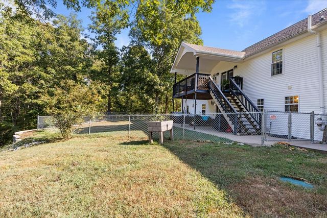 116 Stewart Ln, Waverly, TN 37185