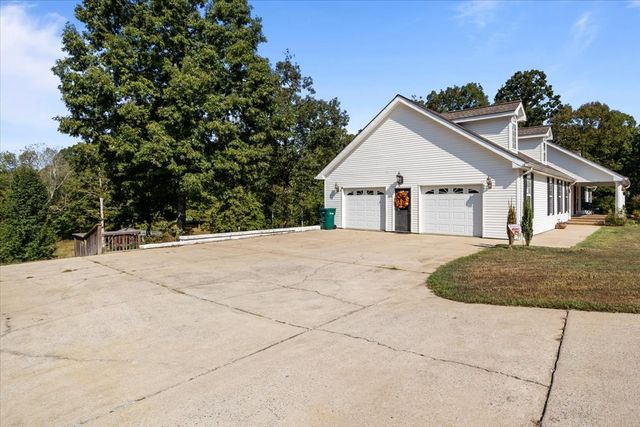116 Stewart Ln, Waverly, TN 37185