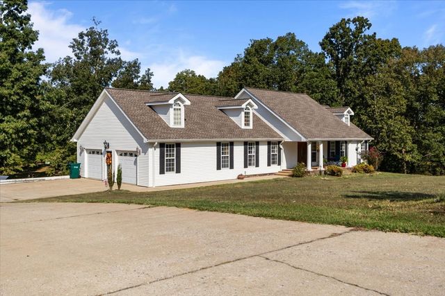 116 Stewart Ln, Waverly, TN 37185