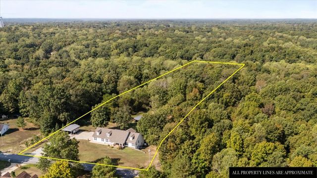 116 Stewart Ln, Waverly, TN 37185