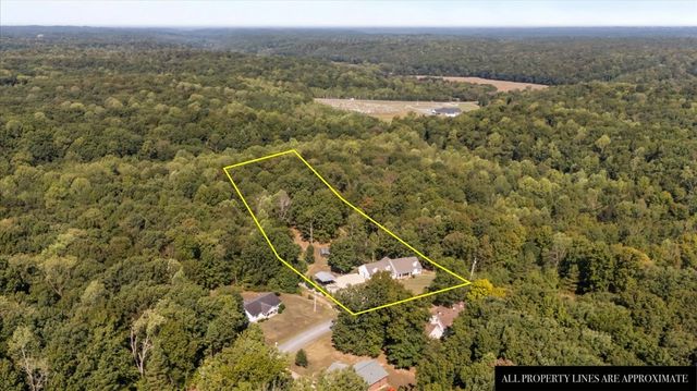 116 Stewart Ln, Waverly, TN 37185