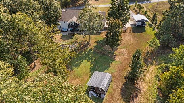 116 Stewart Ln, Waverly, TN 37185