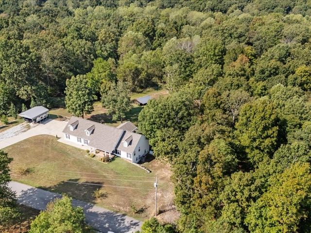 116 Stewart Ln, Waverly, TN 37185