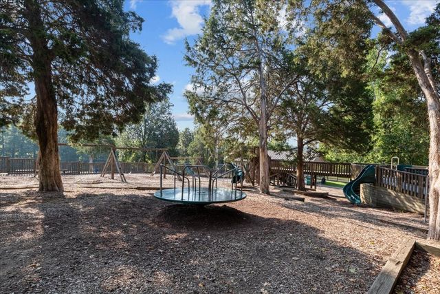 116 Stewart Ln, Waverly, TN 37185