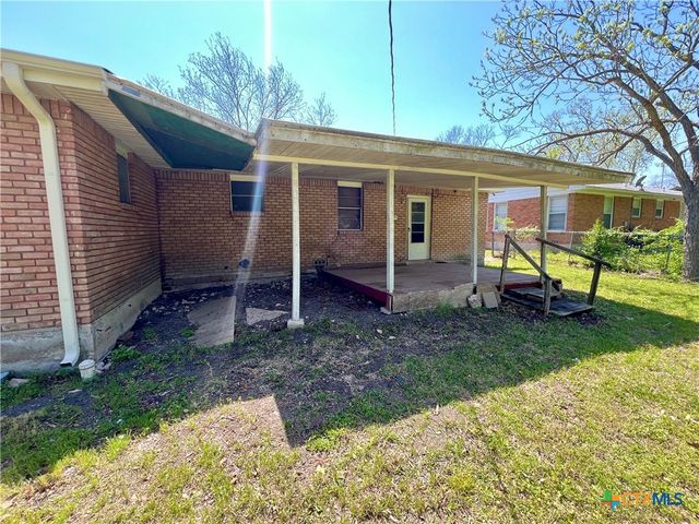 1504 E Central Avenue, Temple, TX 76501