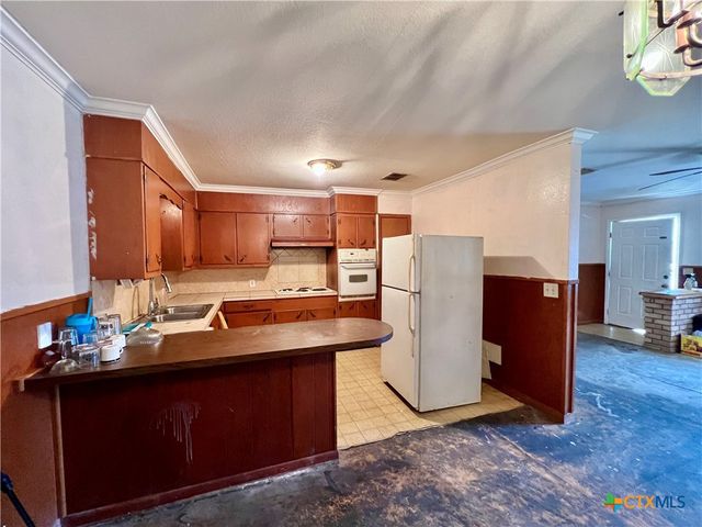 1504 E Central Avenue, Temple, TX 76501