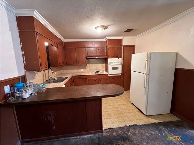 1504 E Central Avenue, Temple, TX 76501