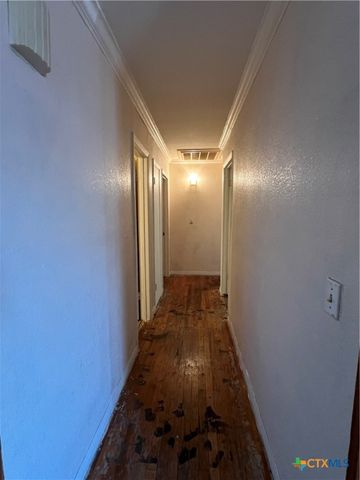 1504 E Central Avenue, Temple, TX 76501