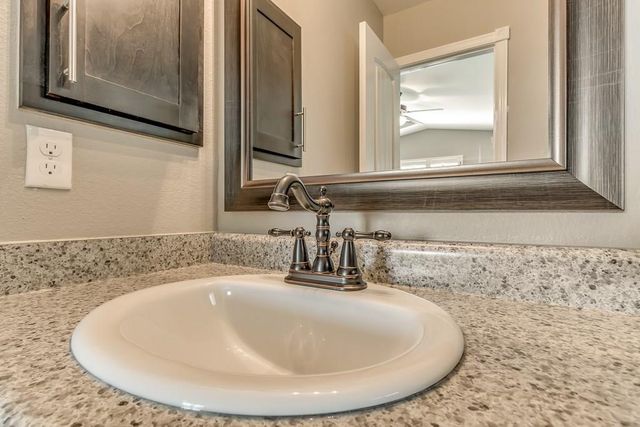 6061 VINTAGE Street, El Paso, TX 79932