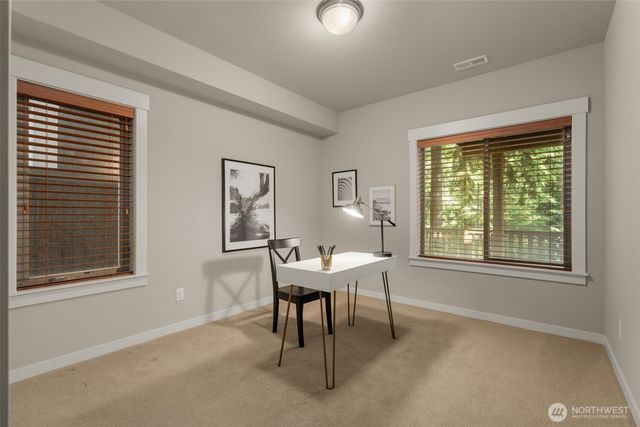 2936 258th Place SE, Sammamish, WA 98075