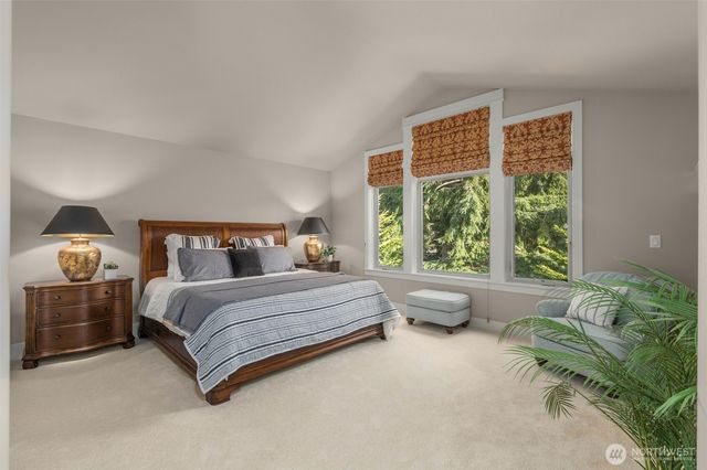 2936 258th Place SE, Sammamish, WA 98075