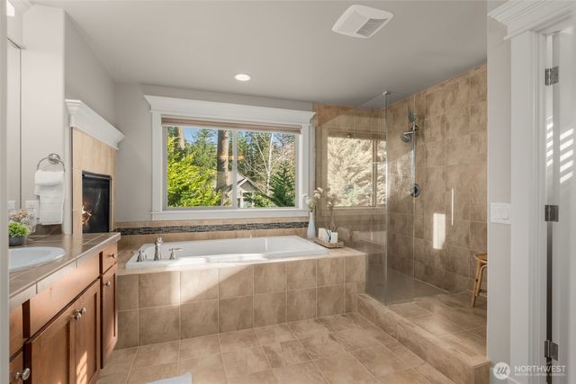 2936 258th Place SE, Sammamish, WA 98075