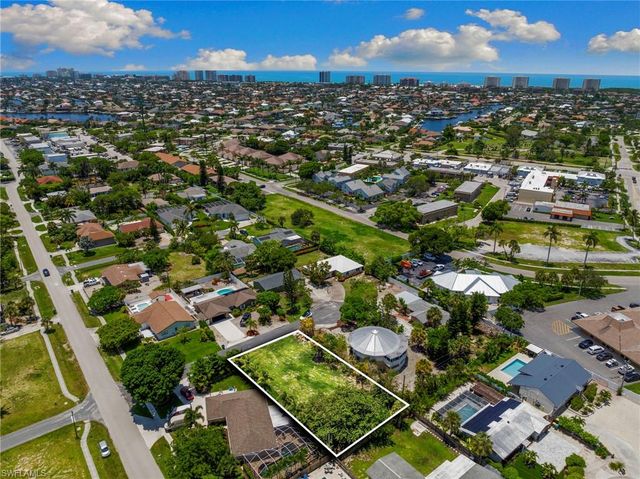 410 Quail DR, Marco Island, FL 34145