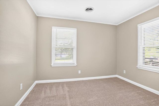 4694 FLAMINGO RD, Memphis, TN 38117
