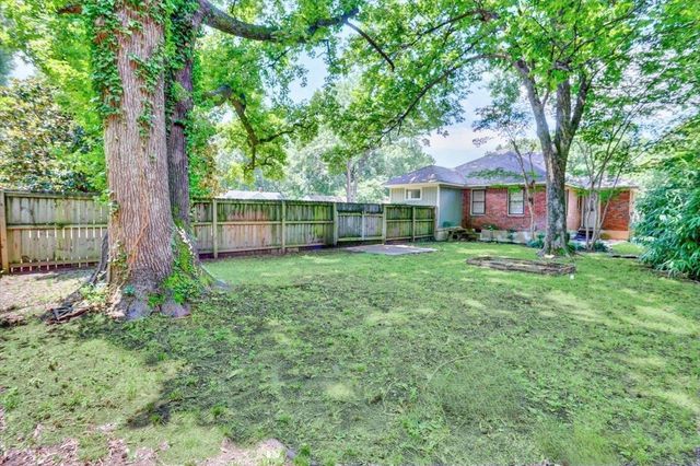 4694 FLAMINGO RD, Memphis, TN 38117