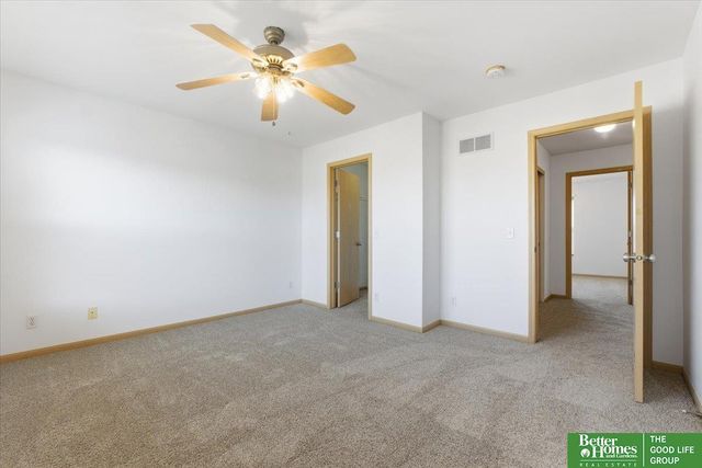 2102 Sunburst Drive, Papillion, NE 68046